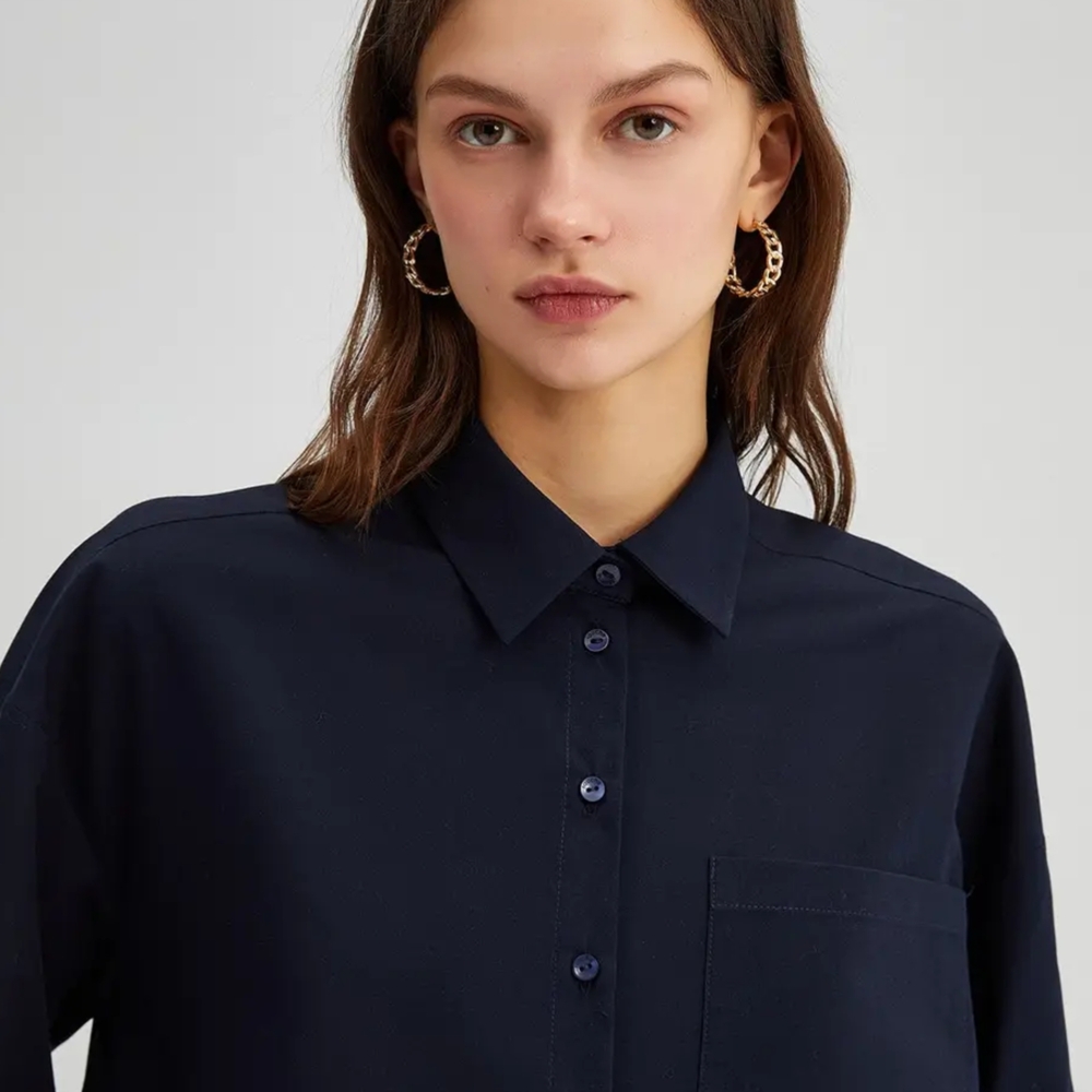 NWT TOUCHE PRIVE Brand Navy Button-Up Shirt